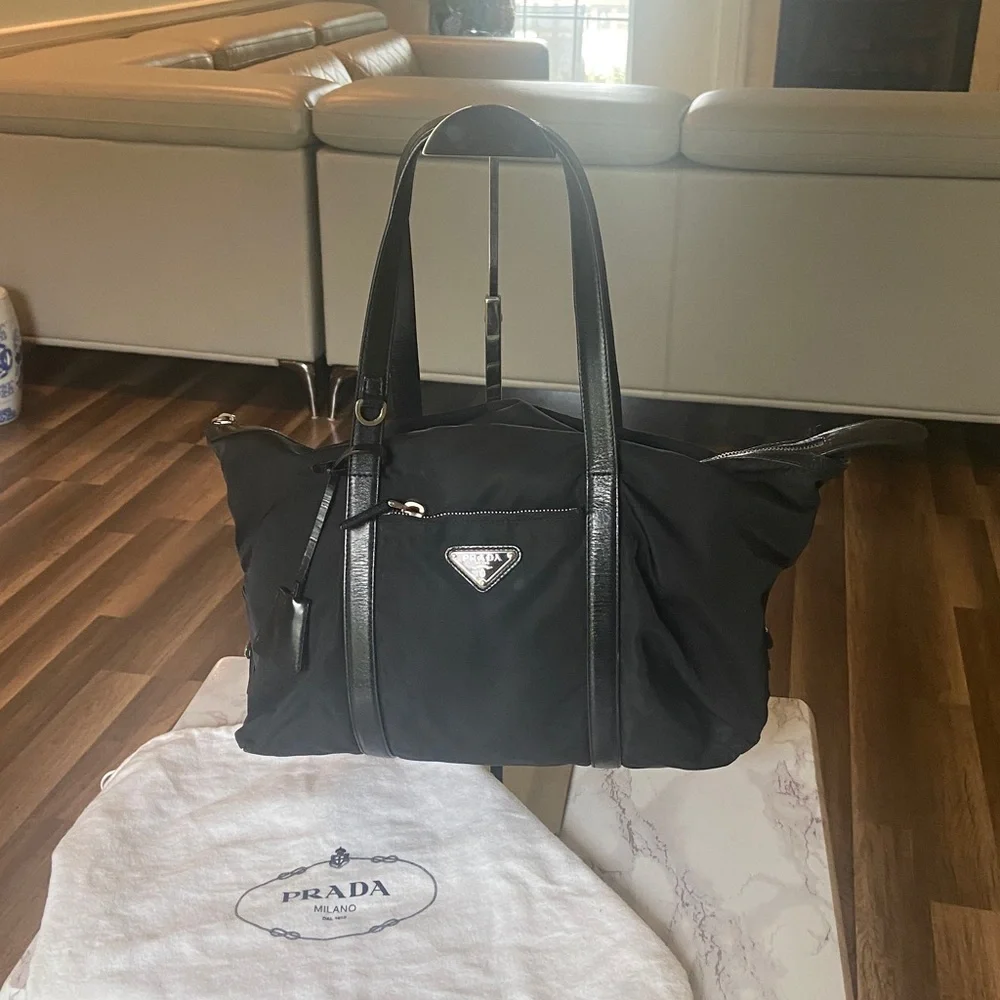 Authentic Prada nylon Laptop /tote bag with Leather Trim, Lock, Key, Prada Dusty - Picture 5 of 17